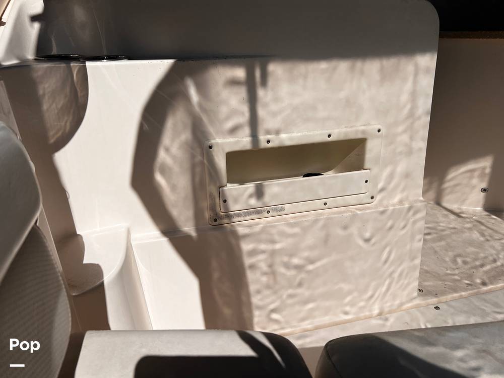 Slide: The Image of Rinker 320 Fiesta Vee 2005 - 15329230