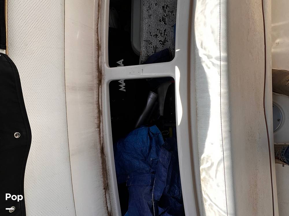 Slide: The Image of Under Seat Storage - 15329234
