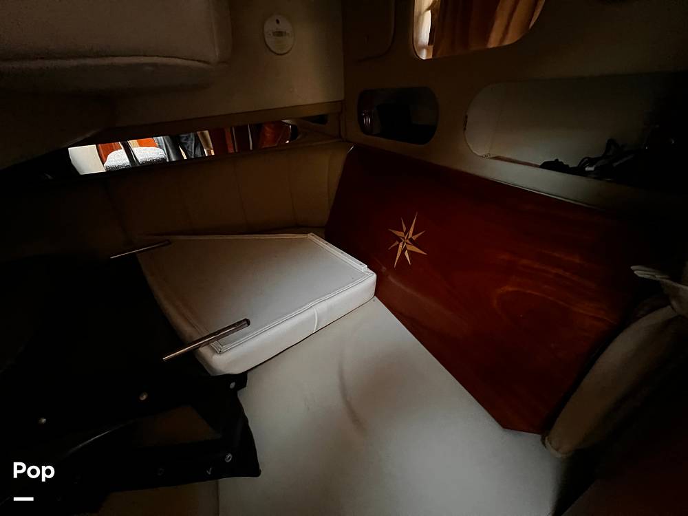 Slide: The Image of Rinker 320 Fiesta Vee 2005 - 15329296
