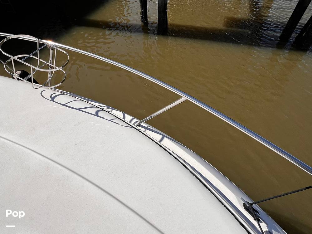 Slide: The Image of Rinker 320 Fiesta Vee 2005 - 15329337