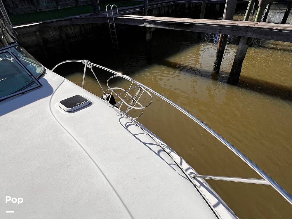 Slide: The Image of Rinker 320 Fiesta Vee 2005 - 15329338
