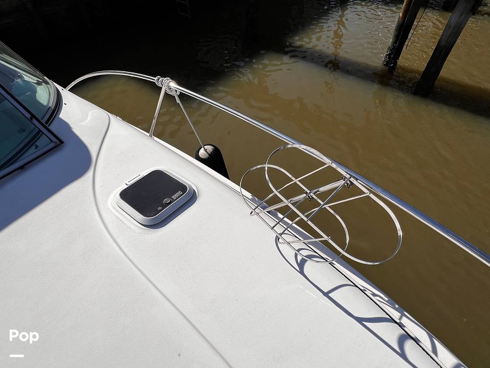 Slide: The Image of Rinker 320 Fiesta Vee 2005 - 15329339