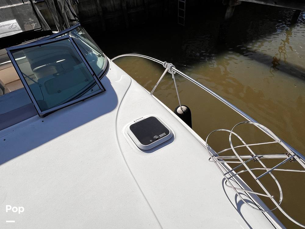 Slide: The Image of Rinker 320 Fiesta Vee 2005 - 15329340