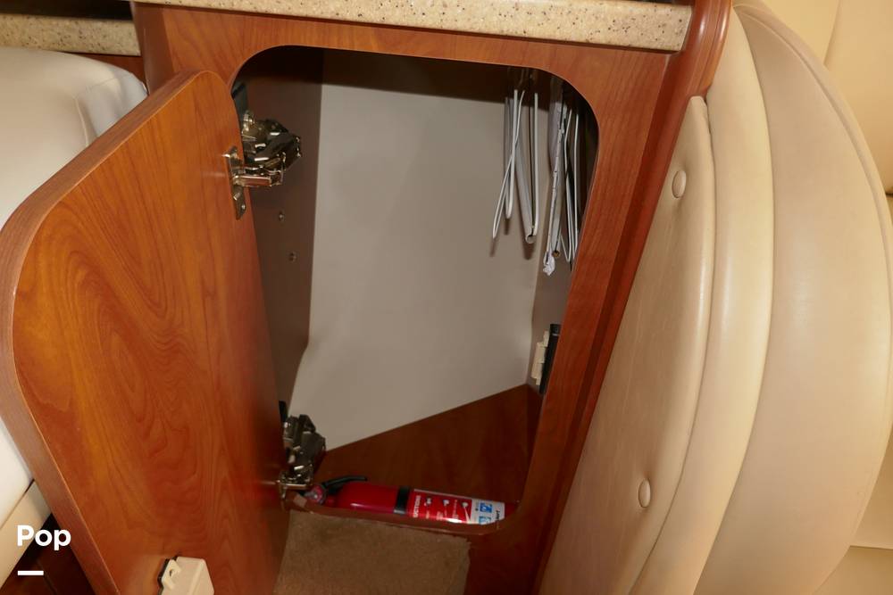 Slide: The Image of Rinker 342 Express Cruiser 2006 - 15551334