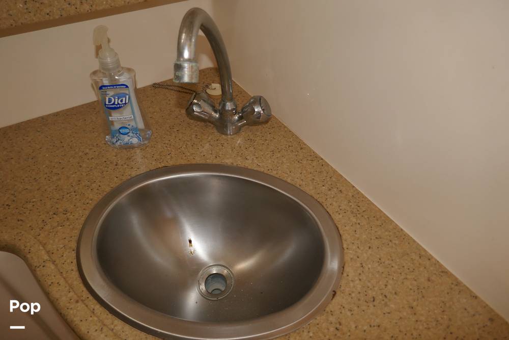 Slide: The Image of Rinker 342 Express Cruiser 2006 - 15551357