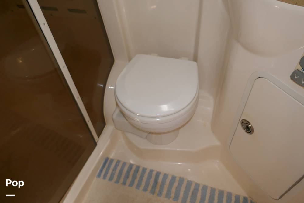 Slide: The Image of Rinker 342 Express Cruiser 2006 - 15551358