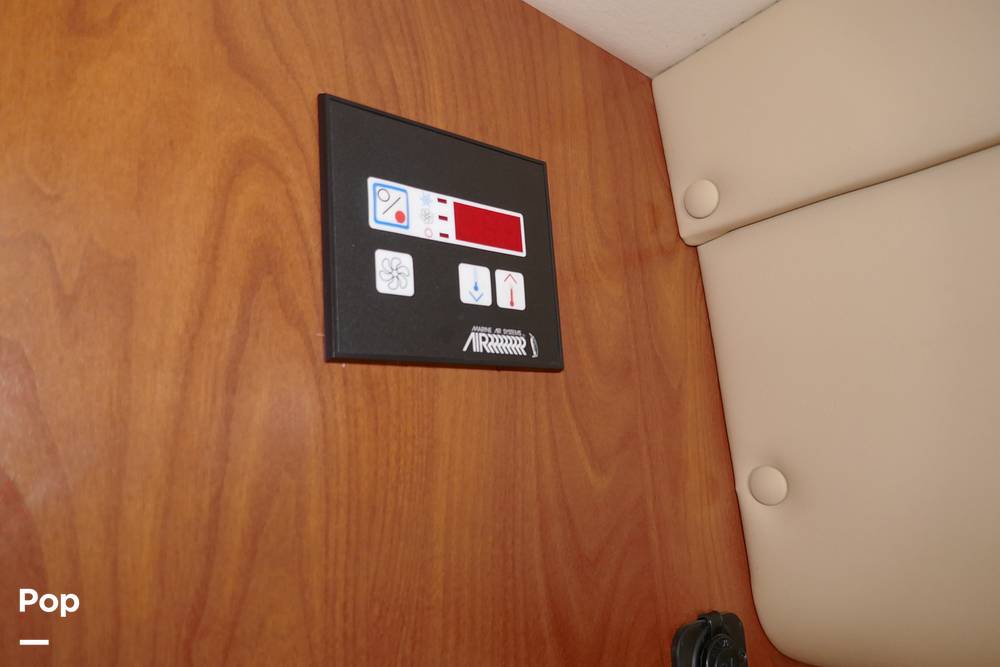 Slide: The Image of Rinker 342 Express Cruiser 2006 - 15551361