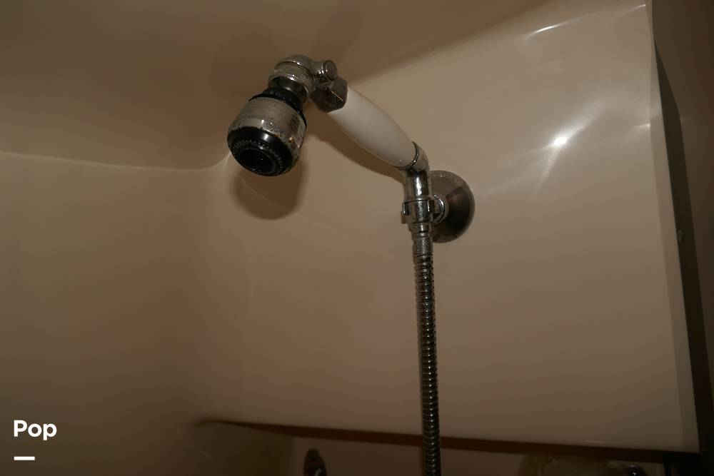 Slide: The Image of Rinker 342 Express Cruiser 2006 - 15551365