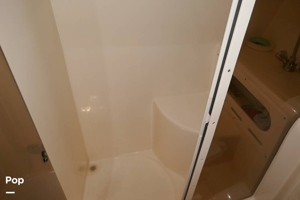 Slide: The Image of Rinker 342 Express Cruiser 2006 - 15551366