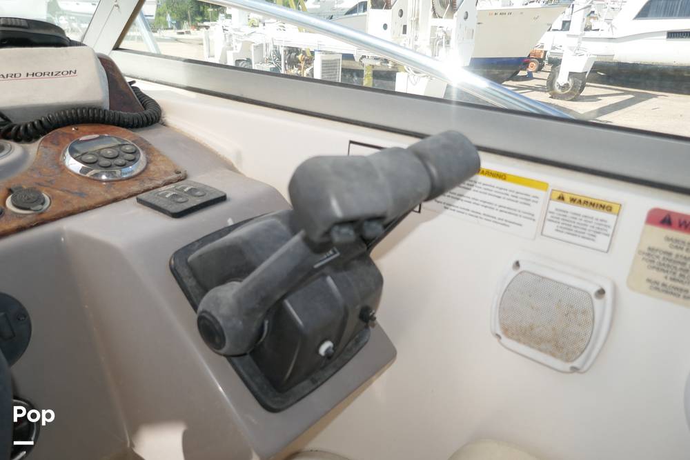 Slide: The Image of Rinker 342 Express Cruiser 2006 - 15551372