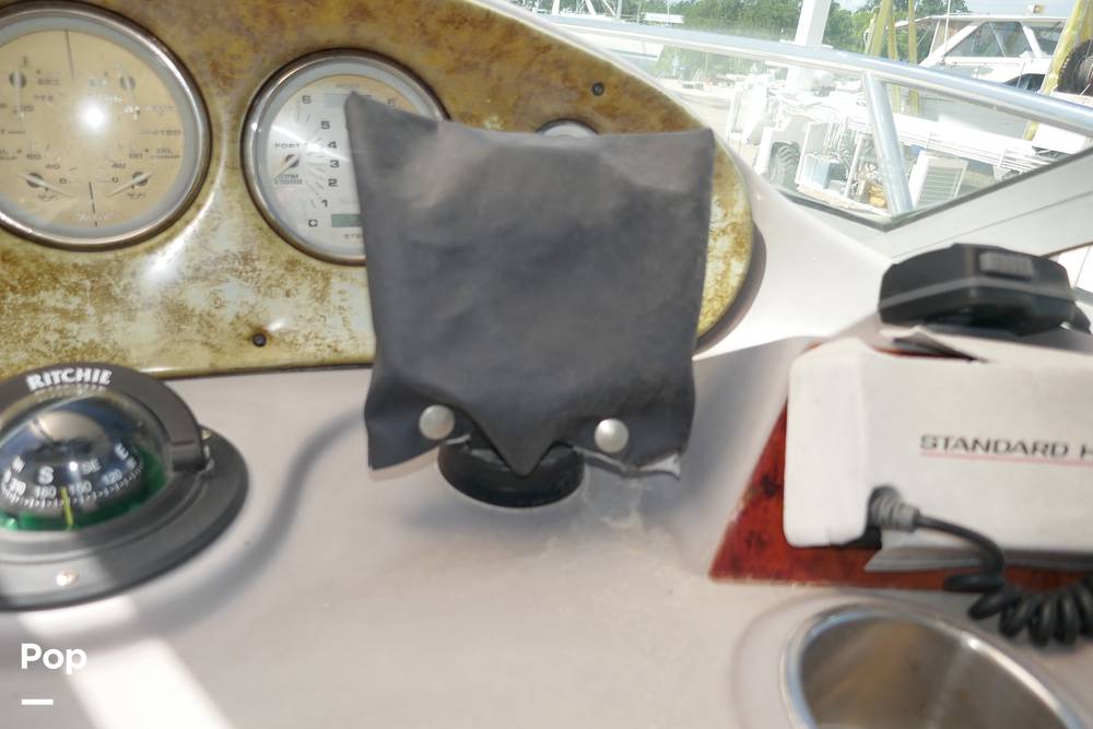 Slide: The Image of Rinker 342 Express Cruiser 2006 - 15551378