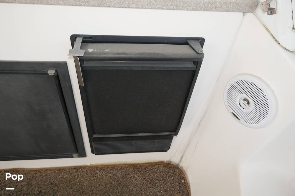 Slide: The Image of Rinker 342 Express Cruiser 2006 - 15551400