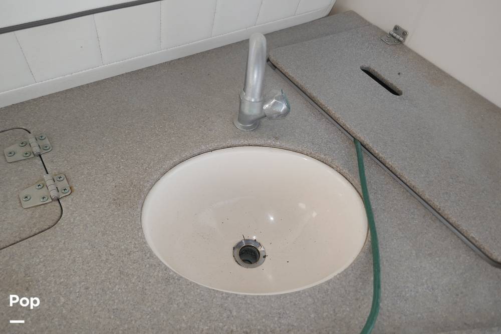 Slide: The Image of Rinker 342 Express Cruiser 2006 - 15551405