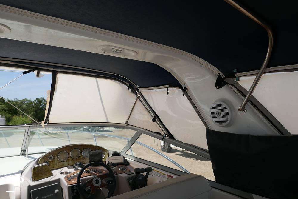 Slide: The Image of Rinker 342 Express Cruiser 2006 - 15551414