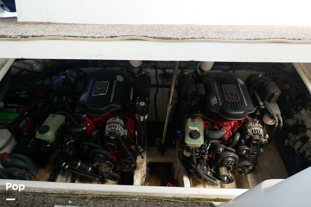 Slide: The Image of Rinker 342 Express Cruiser 2006 - 15551419