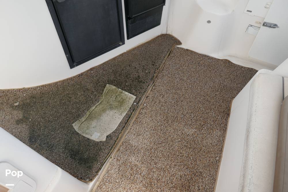 Slide: The Image of Rinker 342 Express Cruiser 2006 - 15551420