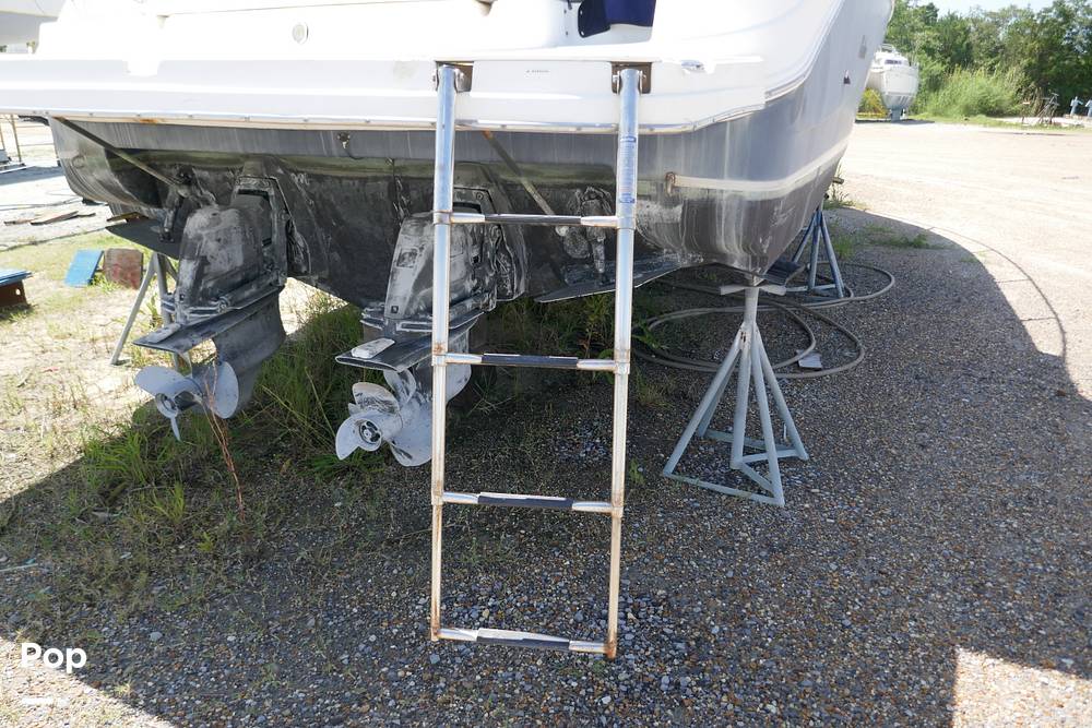 Slide: The Image of Rinker 342 Express Cruiser 2006 - 15551429