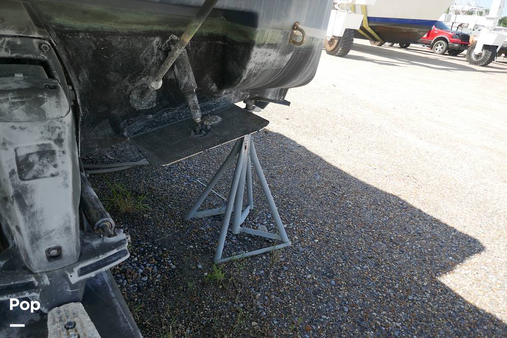 Slide: The Image of Rinker 342 Express Cruiser 2006 - 15551435