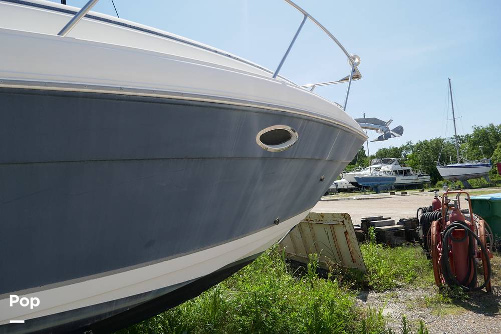 Slide: The Image of Rinker 342 Express Cruiser 2006 - 15551448