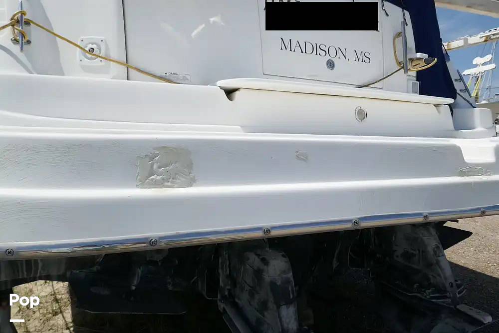 Slide: The Image of Rinker 342 Express Cruiser 2006 - 15555021