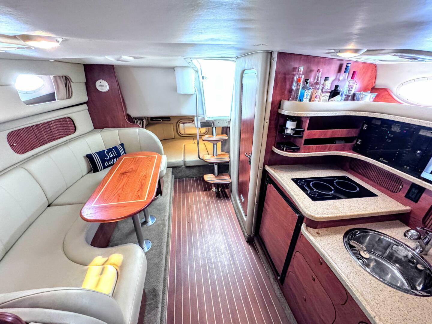 Slide: The Image of Rinker 342 Express Cruiser 2006 - 5555019