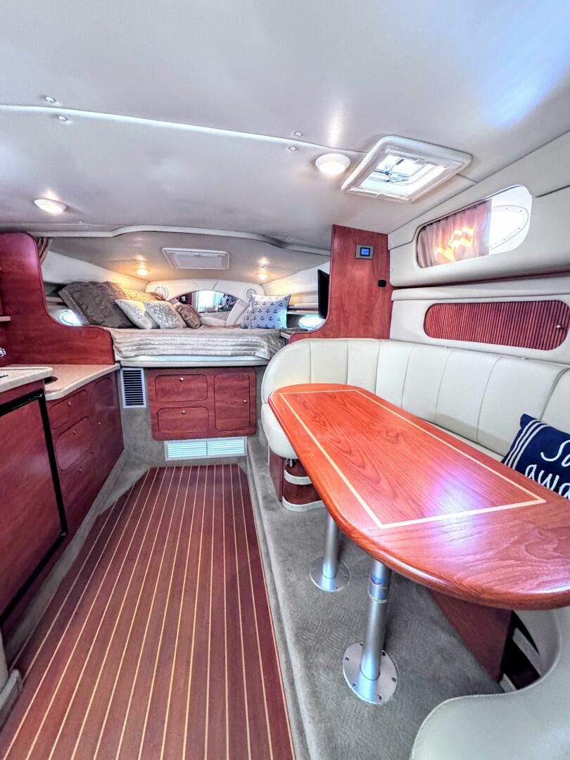 Slide: The Image of Rinker 342 Express Cruiser 2006 - 5555021