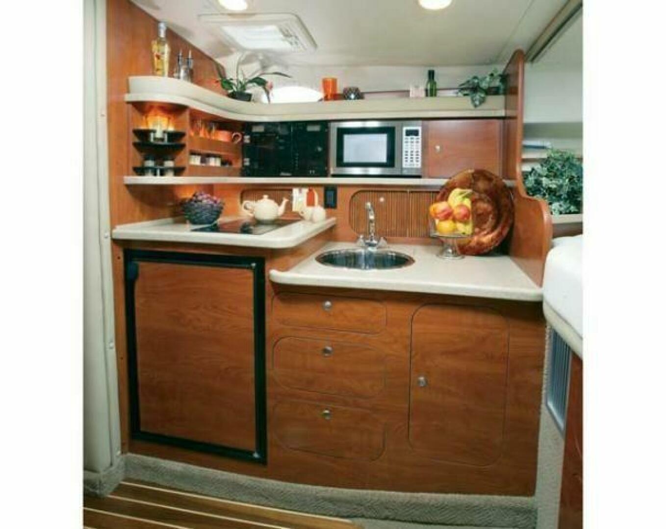 Slide: The Image of Rinker 342 Express Cruiser 2006 - 5555045
