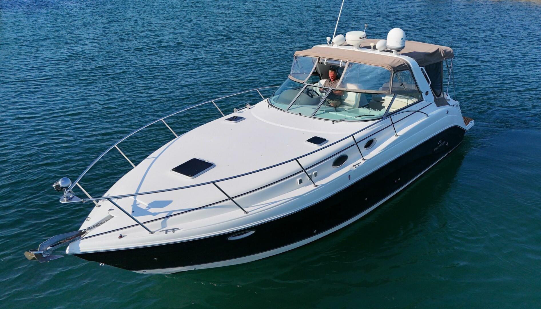 Slide: The Image of Rinker 342 Express Cruiser 2006 - 5555008