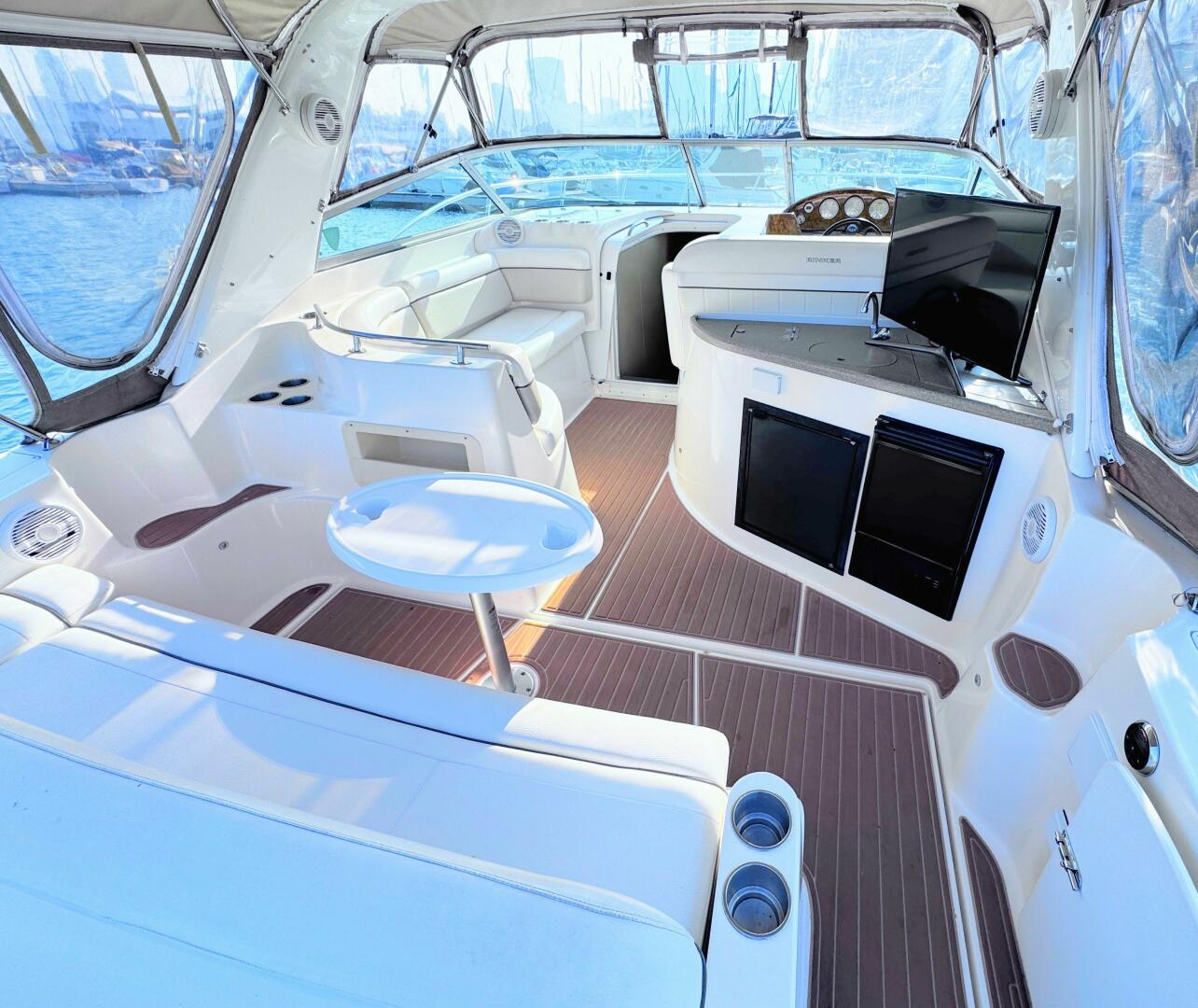 Slide: The Image of Rinker 342 Express Cruiser 2006 - 5555013