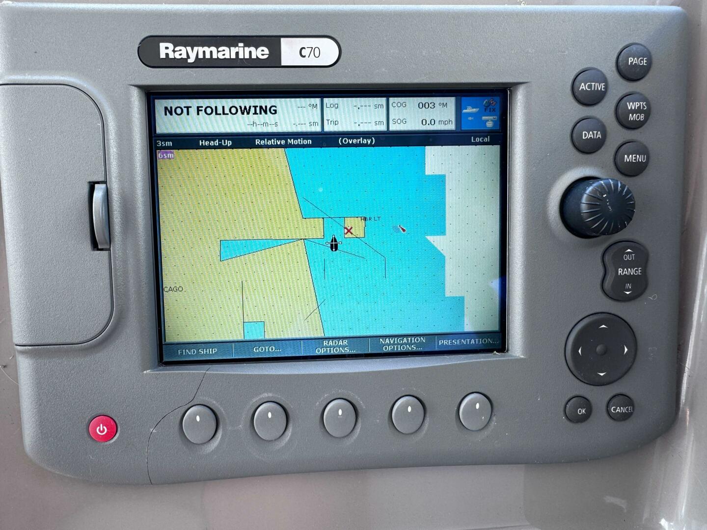 Slide: The Image of Rinker 342 Express Cruiser 2006 - 5555017