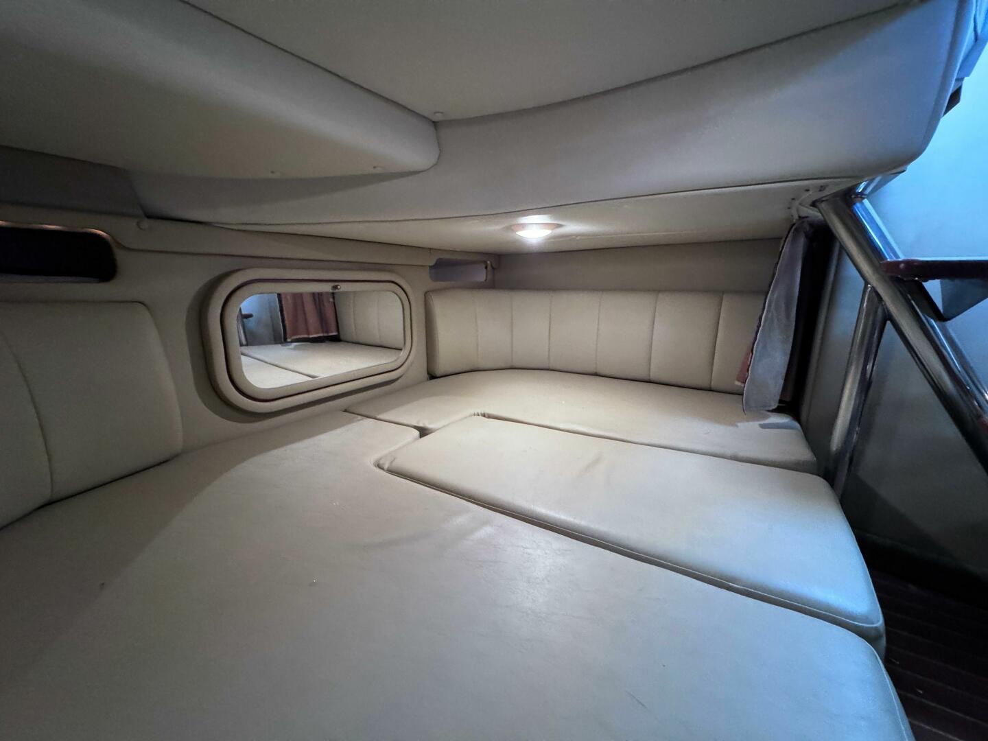 Slide: The Image of Rinker 342 Express Cruiser 2006 - 5555028