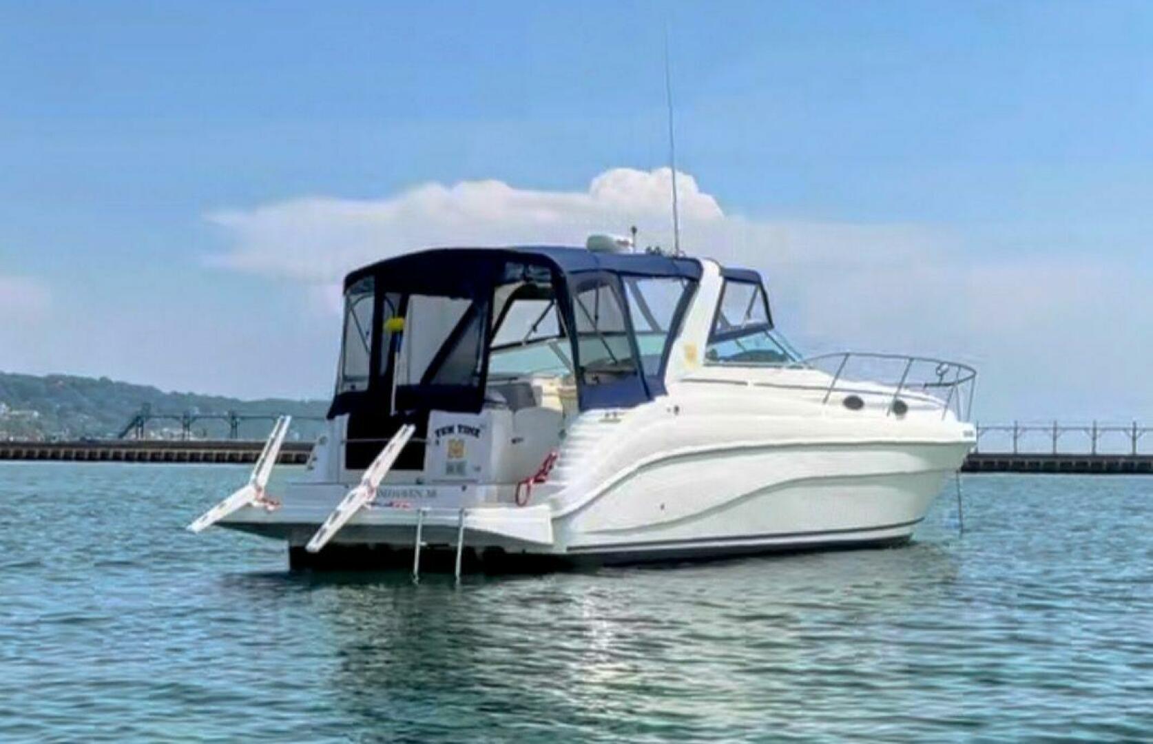 Slide: The Image of Rinker 342 Fiesta Vee 2004 - 5576878