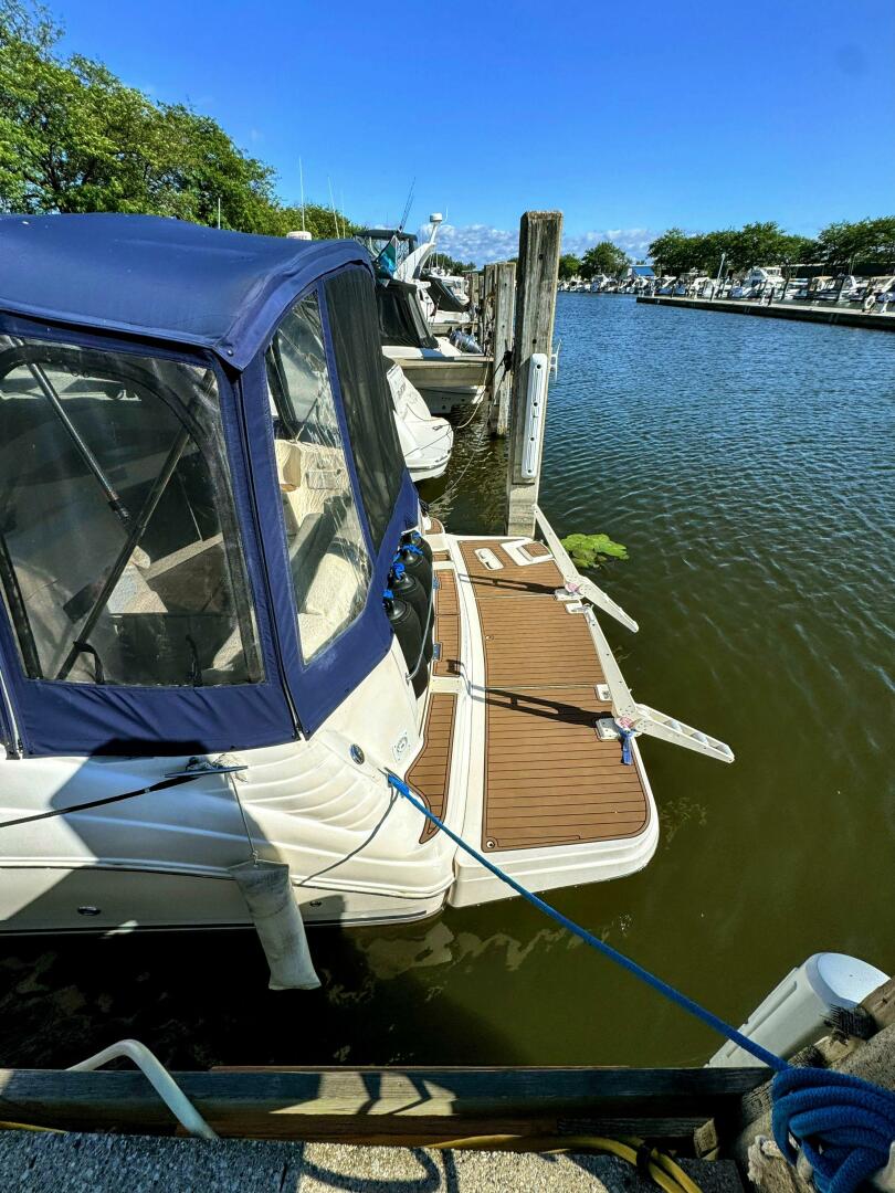 Slide: The Image of Rinker 342 Fiesta Vee 2004 - 5576888