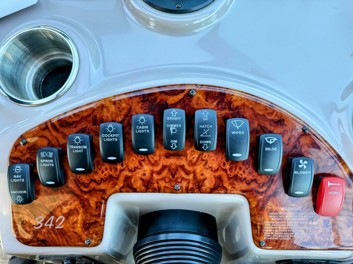 Slide: The Image of Rinker 342 Fiesta Vee 2004 - 5576899