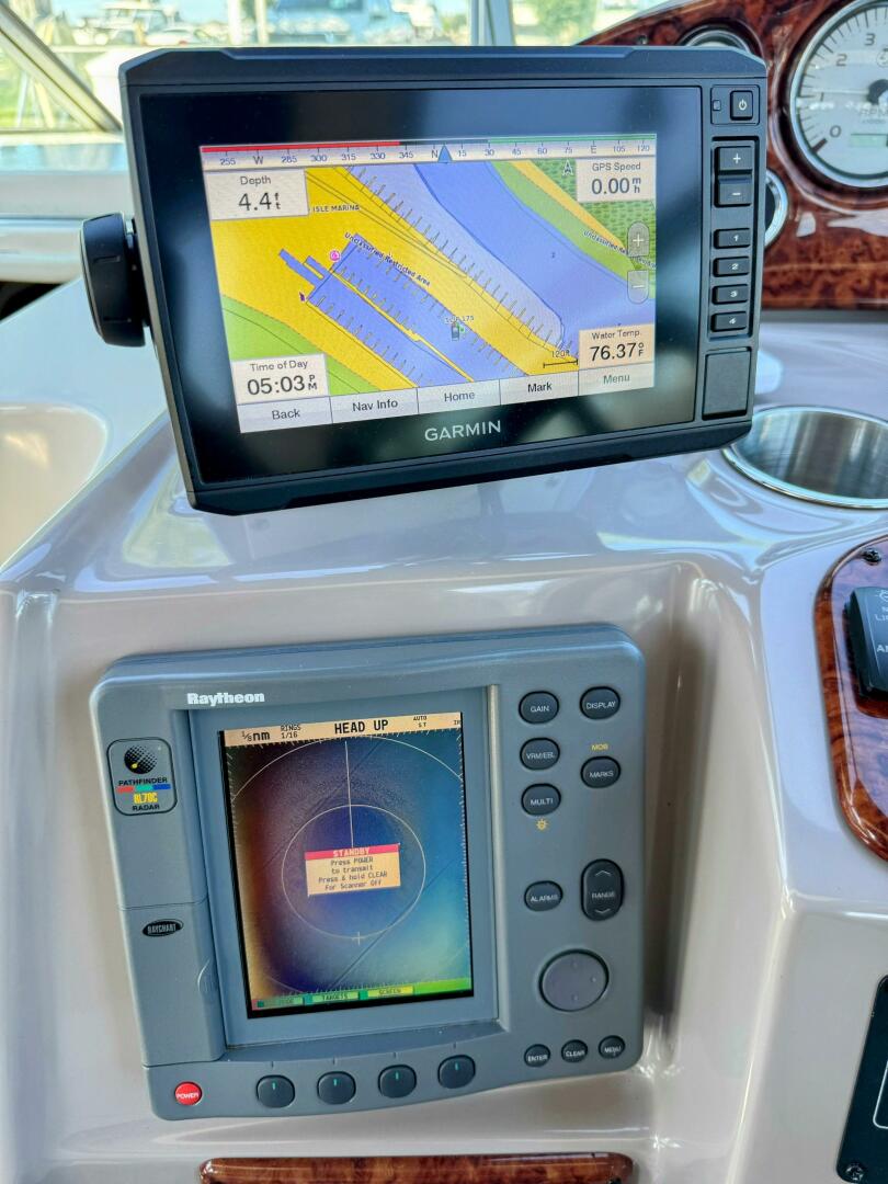 Slide: The Image of Rinker 342 Fiesta Vee 2004 - 5576901