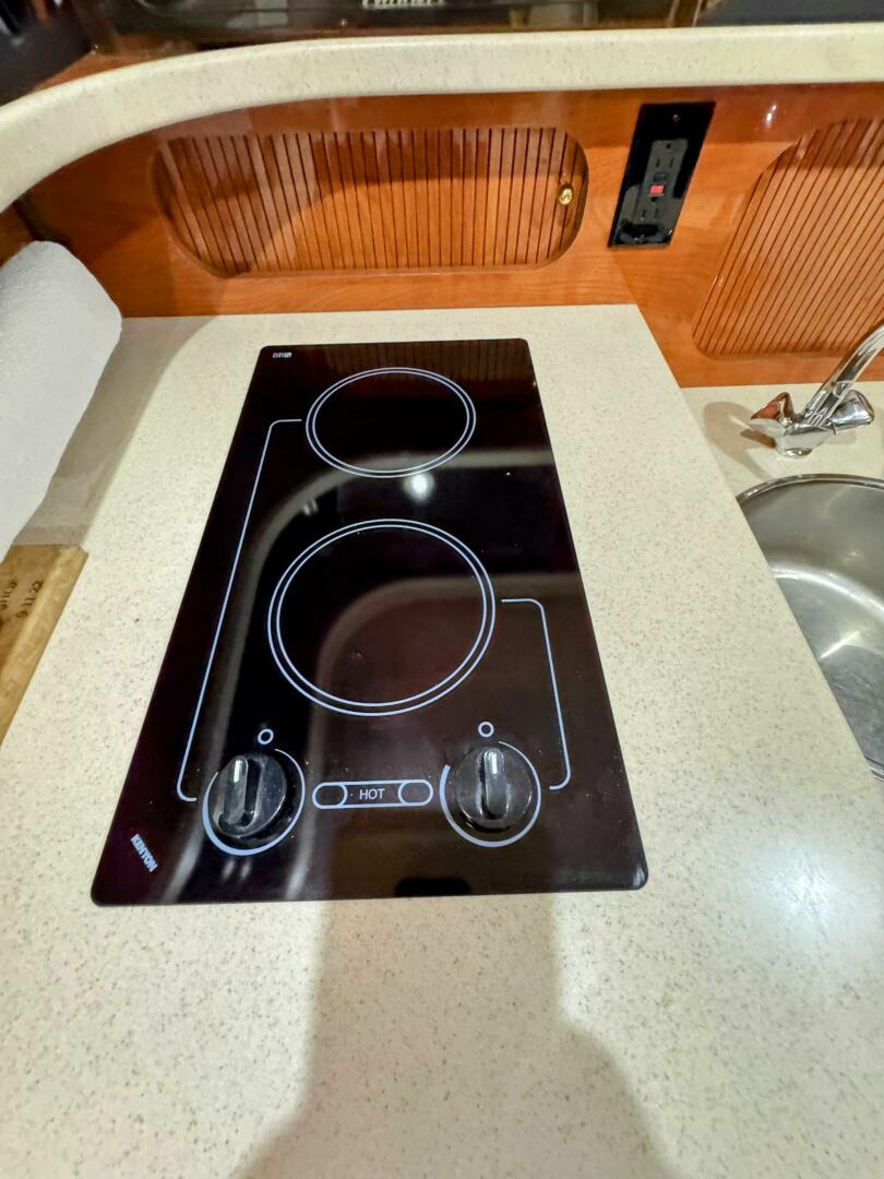 Slide: The Image of Rinker 342 Fiesta Vee 2004 - 5576928