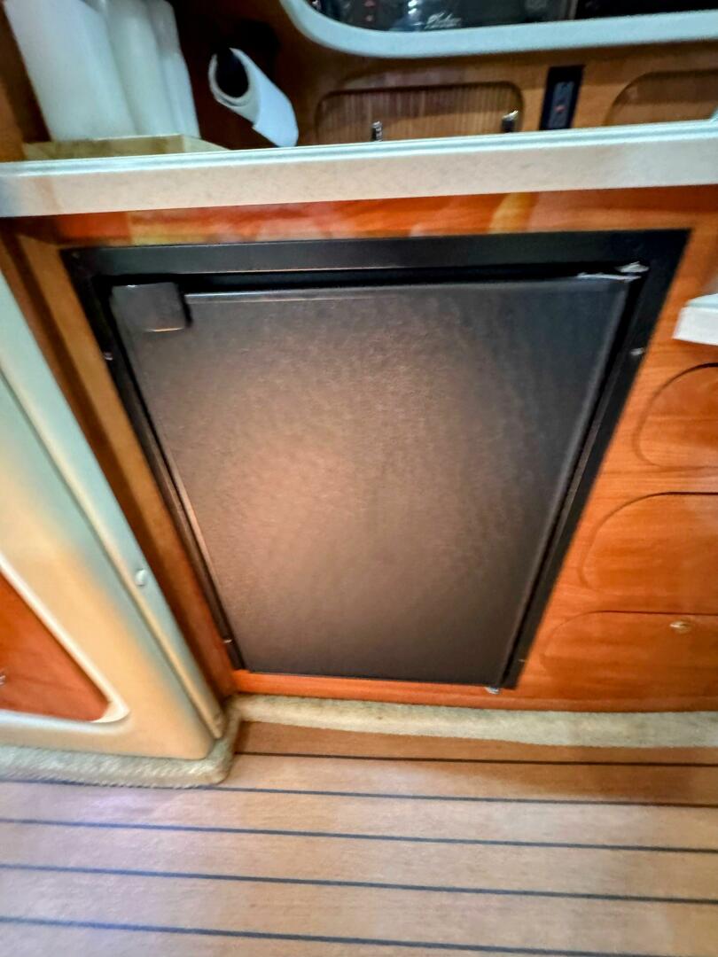 Slide: The Image of Rinker 342 Fiesta Vee 2004 - 5576931