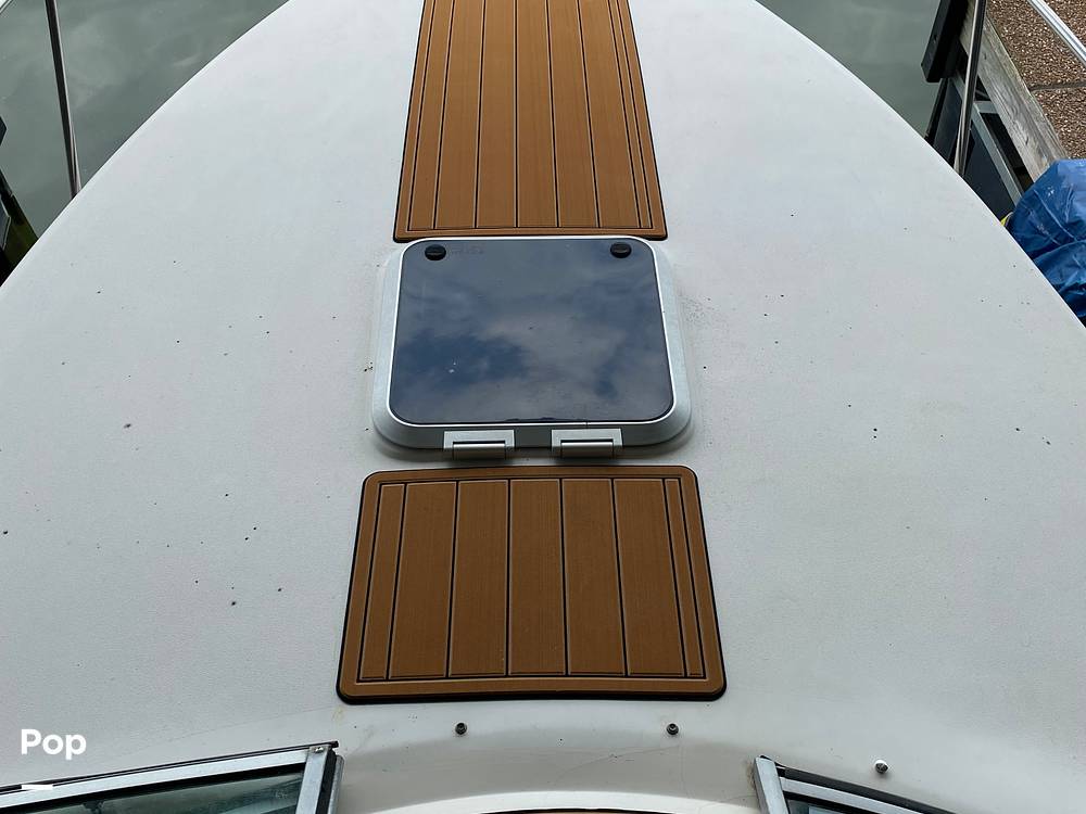 Slide: The Image of Rinker Fiesta Vee 270 2003 - 160