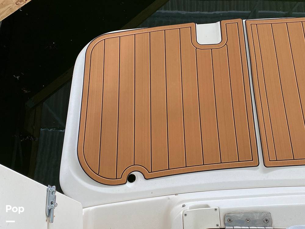 Slide: The Image of Rinker Fiesta Vee 270 2003 - 165