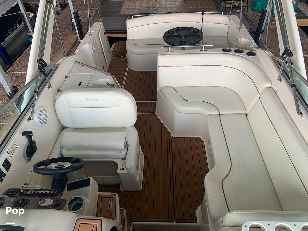 Slide: The Image of Rinker Fiesta Vee 270 2003 - 23