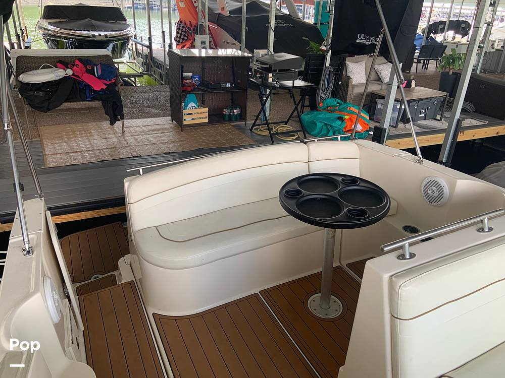 Slide: The Image of Rinker Fiesta Vee 270 2003 - 35