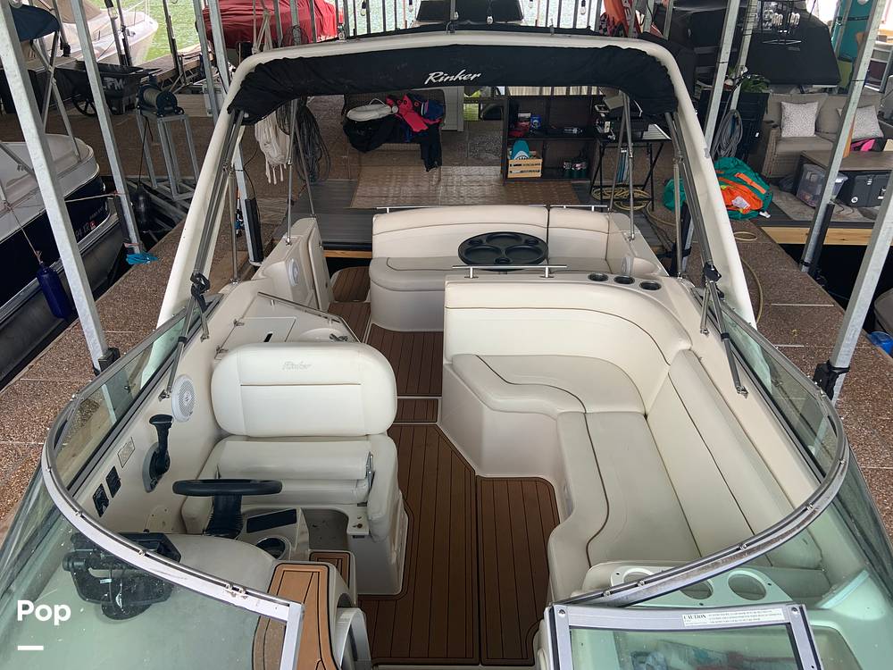 Slide: The Image of Rinker Fiesta Vee 270 2003 - 5