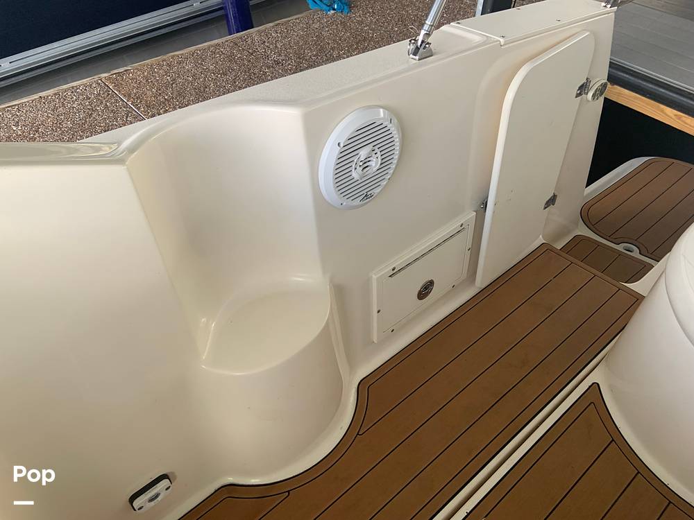Slide: The Image of Rinker Fiesta Vee 270 2003 - 79