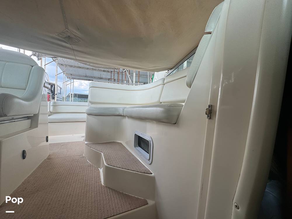Slide: The Image of Rinker Fiesta Vee 300 2005 - 14696087