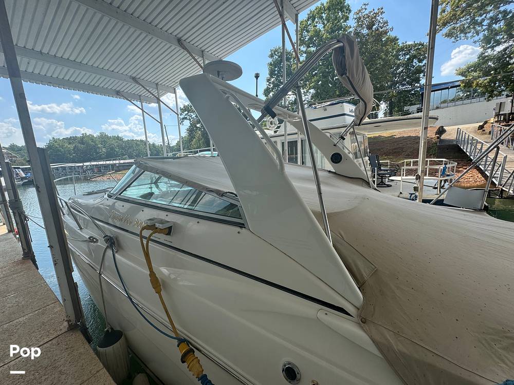 Slide: The Image of Rinker Fiesta Vee 300 2005 - 14665453
