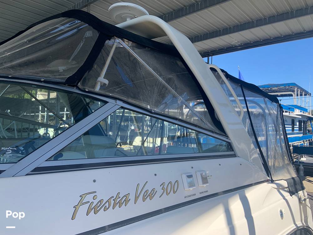 Slide: The Image of Rinker Fiesta Vee 300 2006 - 161