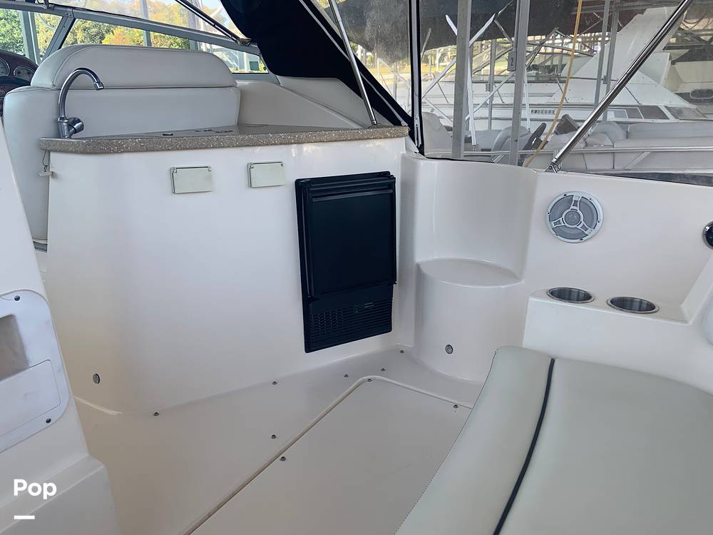 Slide: The Image of Rinker Fiesta Vee 300 2006 - 19