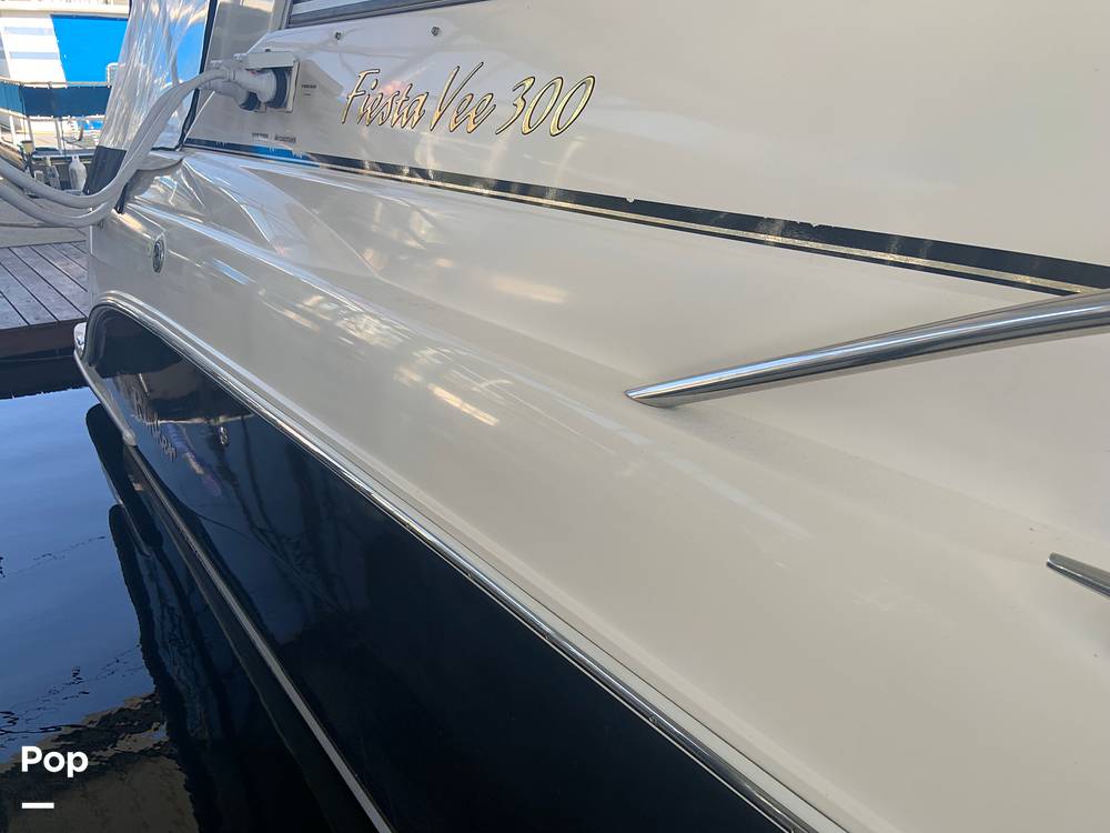 Slide: The Image of Rinker Fiesta Vee 300 2006 - 195
