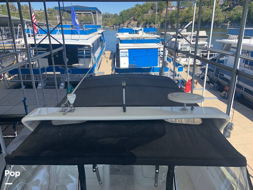 Slide: The Image of Rinker Fiesta Vee 300 2006 - 219