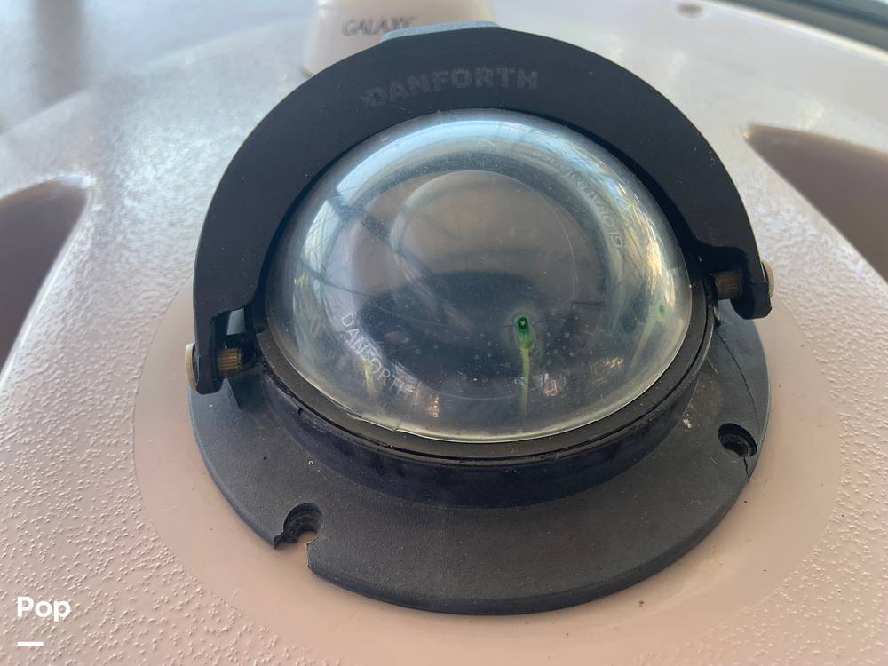 Slide: The Image of Rinker Fiesta Vee 300 2006 - 76